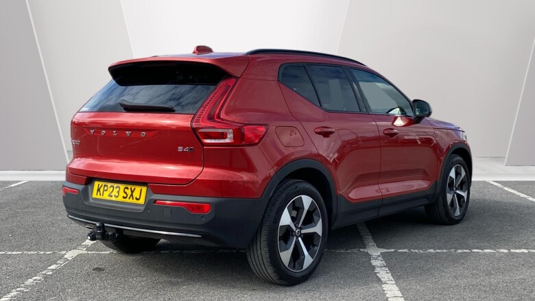 Volvo Xc40 2.0 B4P Plus Dark 5dr AWD Auto Petrol Estate